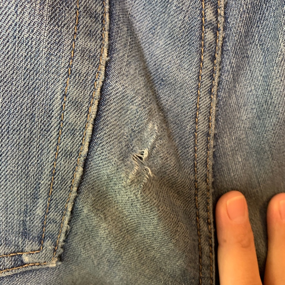 Men’s Bonobos Distressed Jeans - Picture 7 of 9